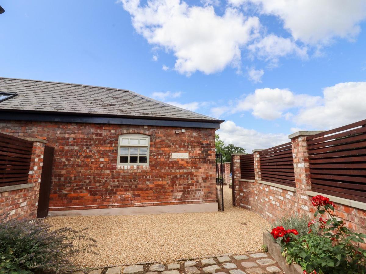 Wren Cottage Sandbach Extérieur photo